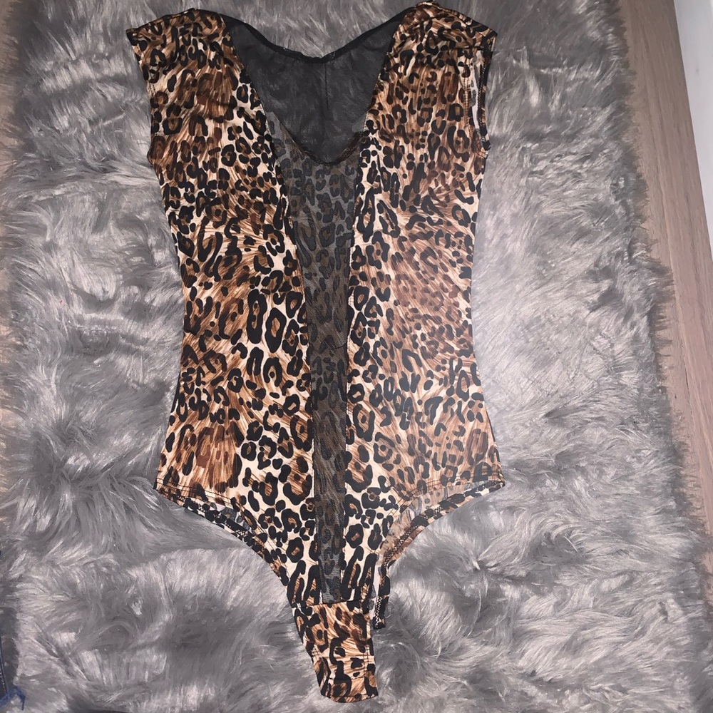 Deep plunge net leopard cut  bodysuit top cheetah